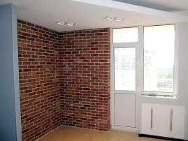 Фотография декоративного кирпича на кухне от строительной компании АВР-Комфорт