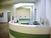 Фотография готового респепшина центра обслуживания клиентов компании Амрита