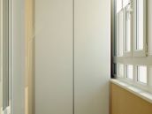 Фотография дизайна лоджии в трехкомнатной квартире на улице Большой Китаевской