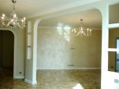 Фотография ремонта гостиной студии в трехкомнатной квартире на Лукьяновке