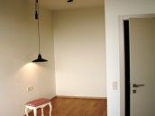 Фотография ремонта комнаты с дизайнерским светильником в ЖК Новопечереские липки