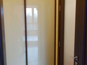 Фото ремонта квартиры в Парковом мистечке - коридор со шкафом