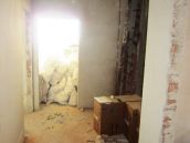 Фото до проведения ремонта коридора квартиры в жилом комплексе 