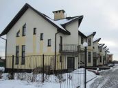 Фотография дома в коттеджном городке Золоче клуб