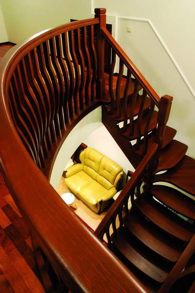 Лестиница в интерьерном стиле Modern