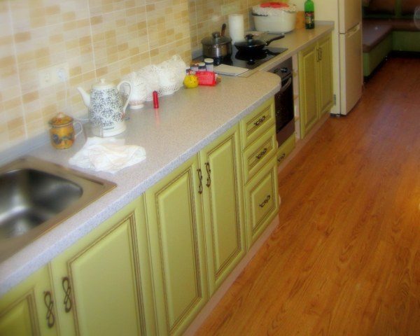 ламинат на кухне