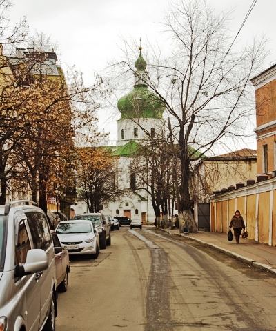 Фотография улицы Притисско-Никольской в Киеве, где расположен офис АВР-Комфорт
